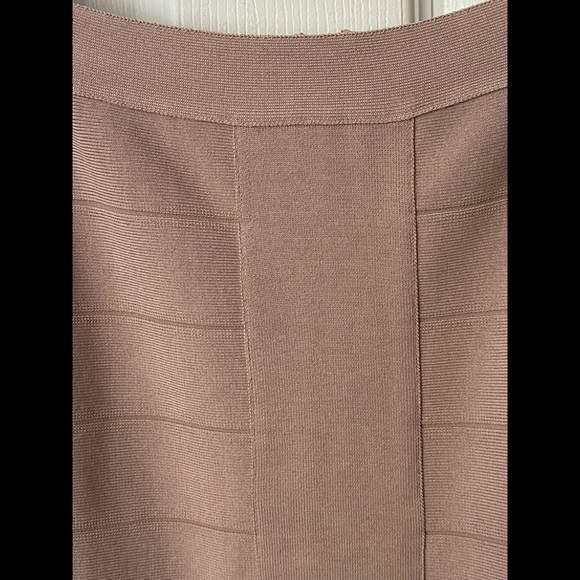 Bebe Bandage Mini Skirt size M - Picture 3 of 9